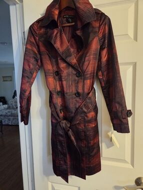 New York & Company Women's Burgundy Plaid Trench Coat Small NWT